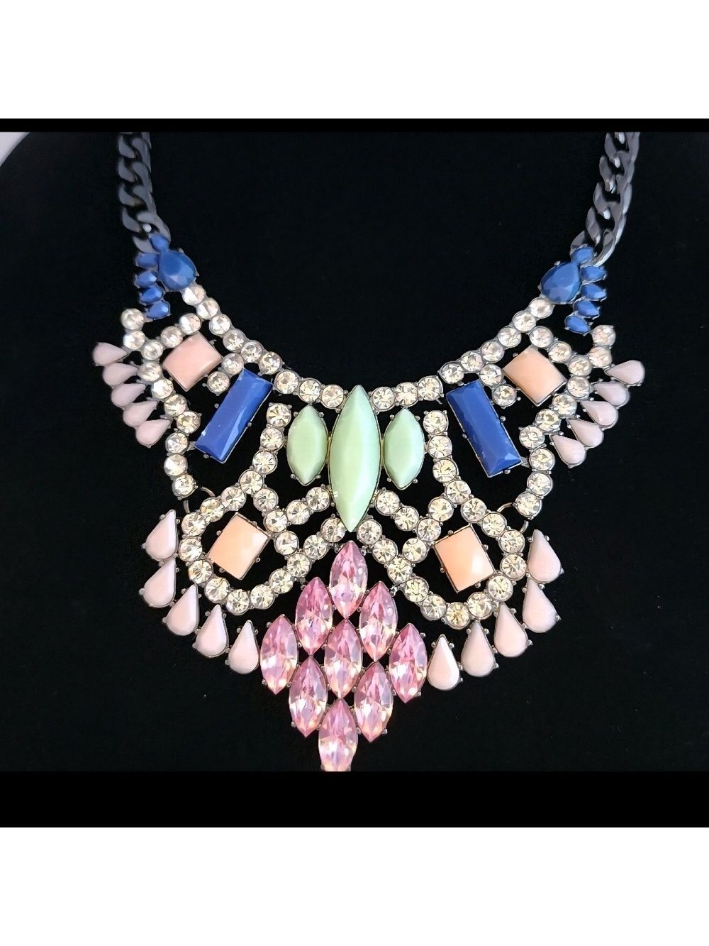 LORI GOLDSTEIN LOGO RUNWAY STATEMENT COLLAR NECKLACE PINK BLUE CRYSTAL GUNMETAL - Picture 11 of 14